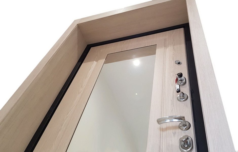 Отделка дверных откосов