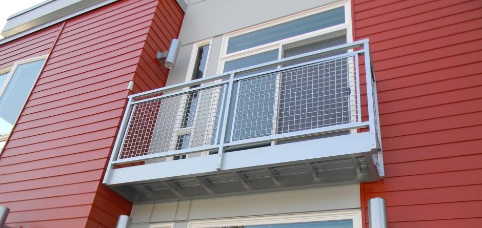 Металлические ограждения для балкона и террасы