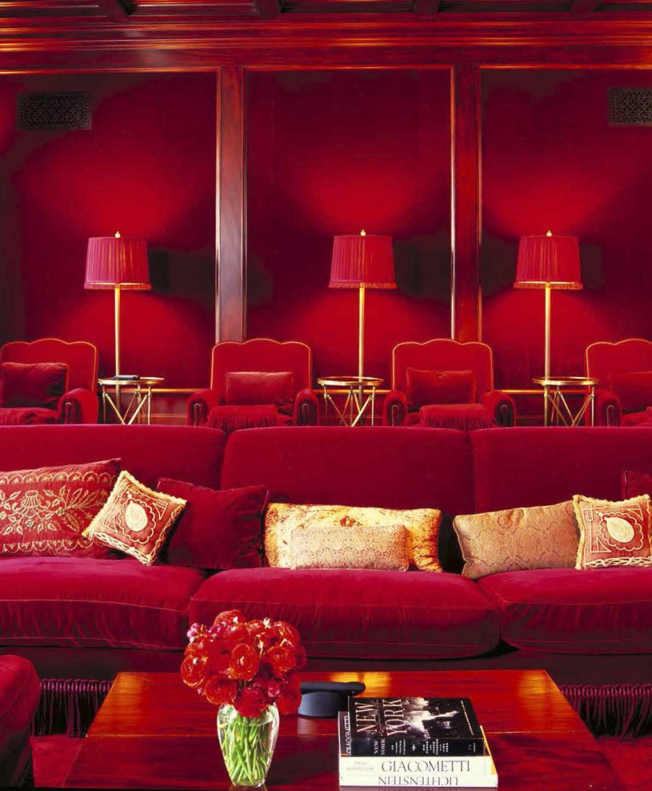 Красная стена