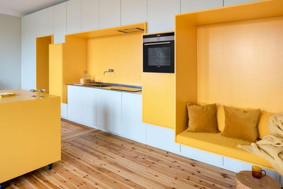Желтый интерьер квартиры