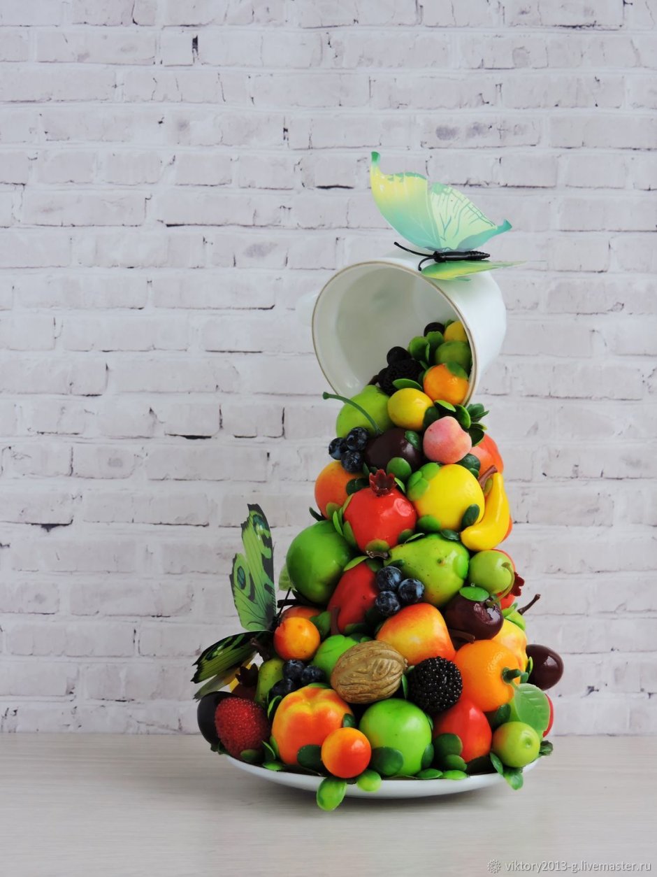 Овощи на стене декор