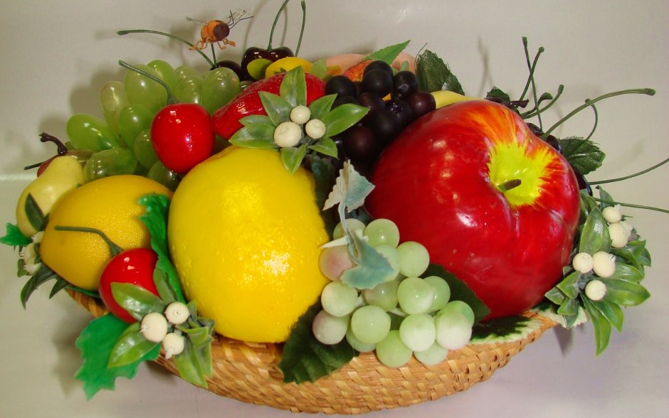 Искусственные фрукты для декора