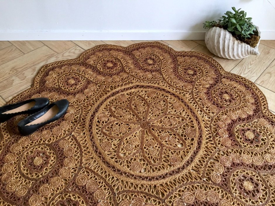 Круглый коврик из джута крючком