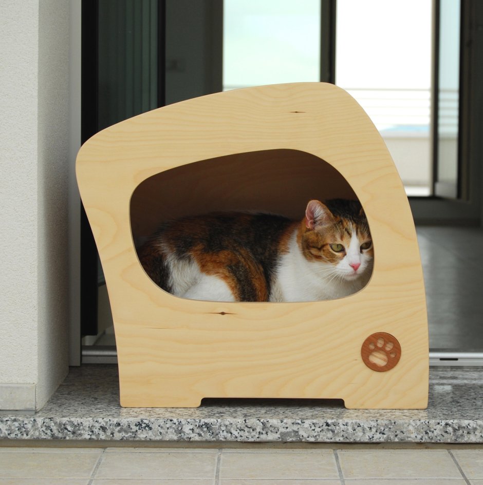 Треугольный домик для кота