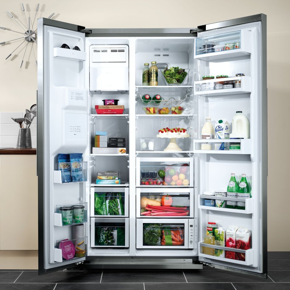 Встраиваемый холодильник Indesit Inc 20 е321 Door on Door