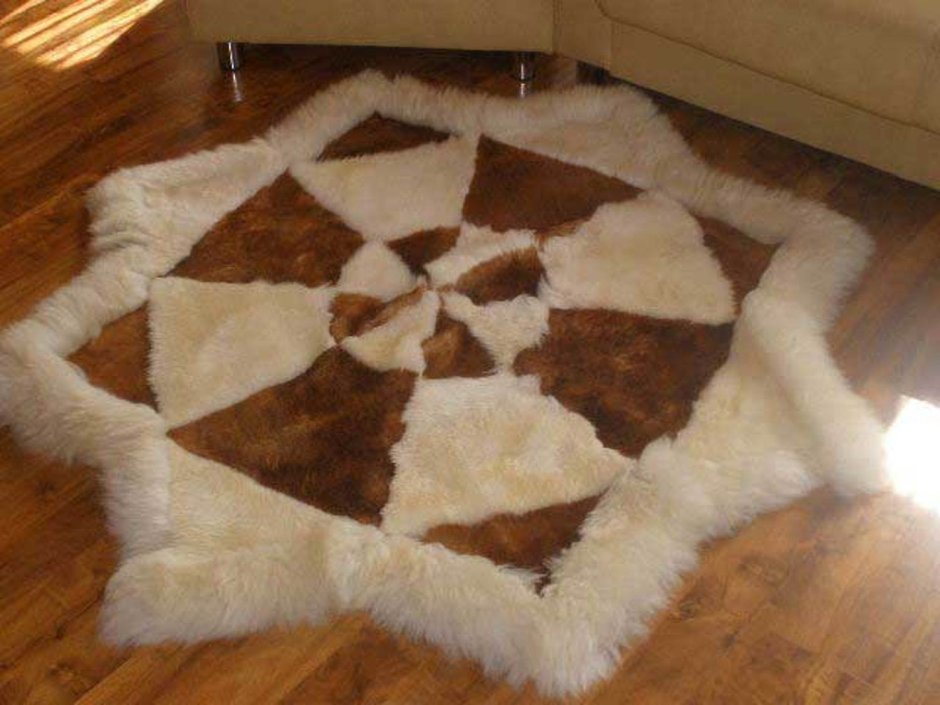 Коврик из старой дубленки