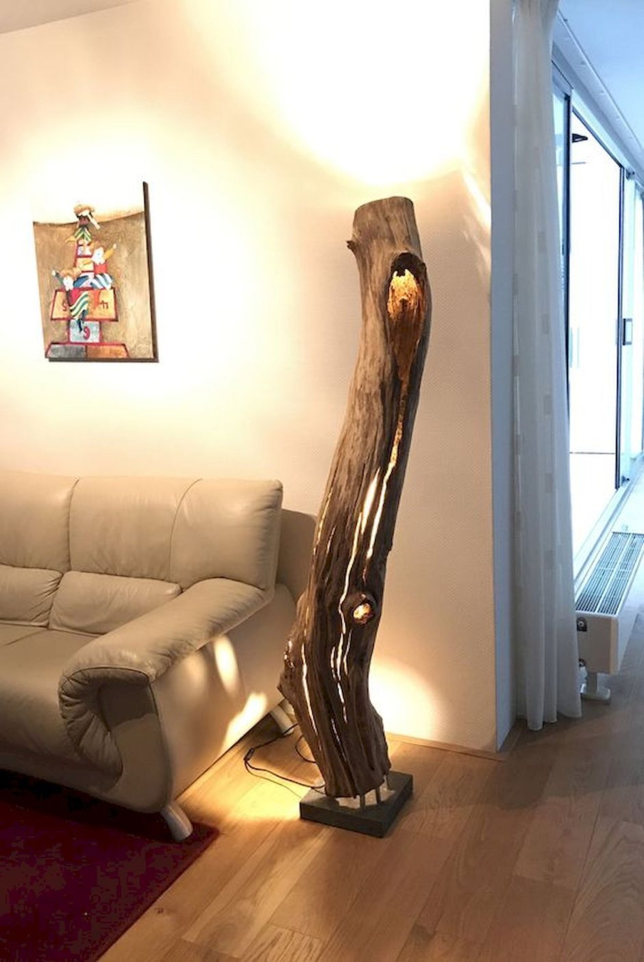 Светильник из коряги дерева напольный