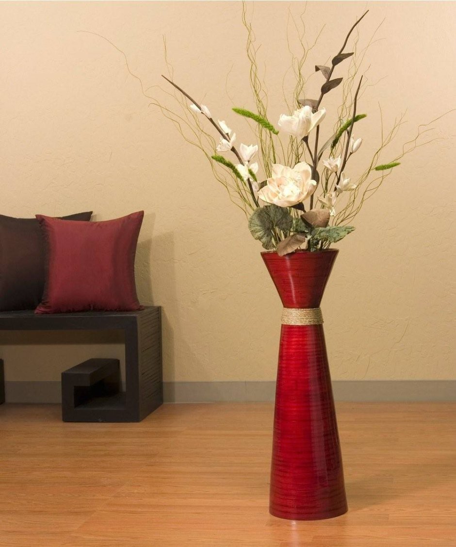 Напольные соломенные вазы с цветами