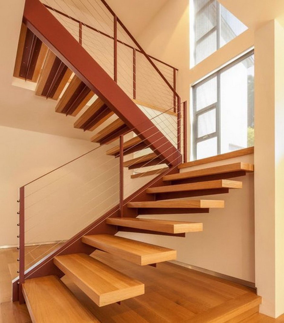 Обшивка деревянной лестницы