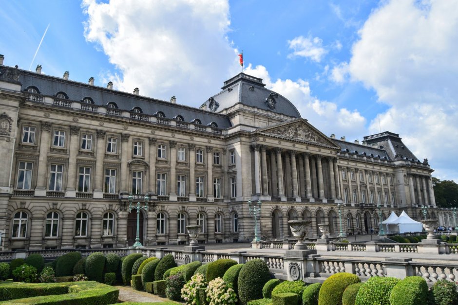 Мадрид рисунок Palacio real