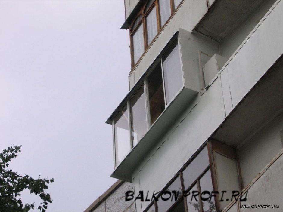 Балкон ласточкин хвост