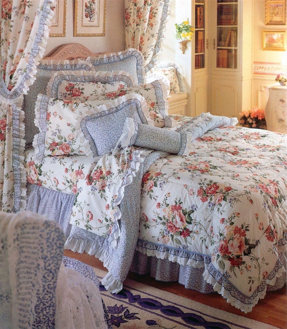 Интерьер спальни в стиле Прованс постельного белья