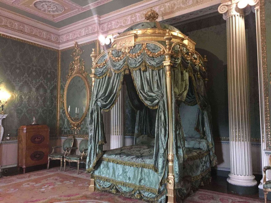 Кенсингтонский дворец круглая комната