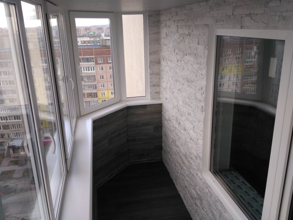 Отделочные панели для внутренней отделки балкона