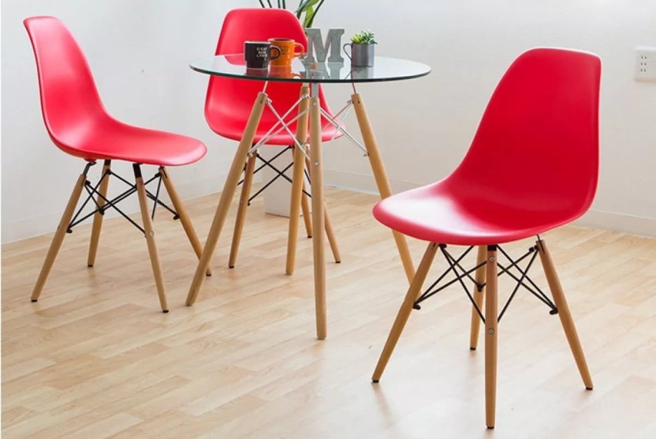 Стул Eames DSW