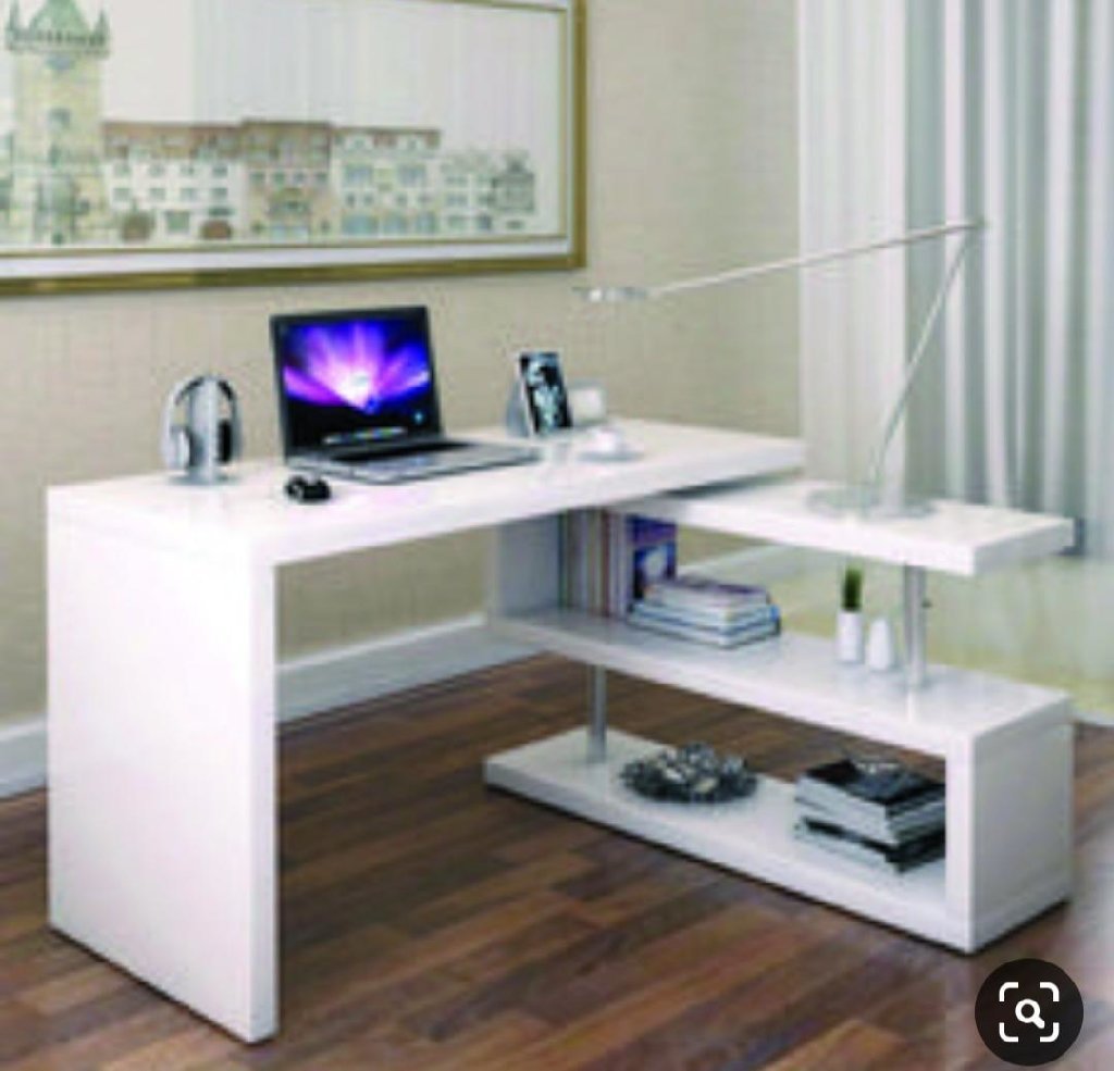 Удобный компьютерный стол