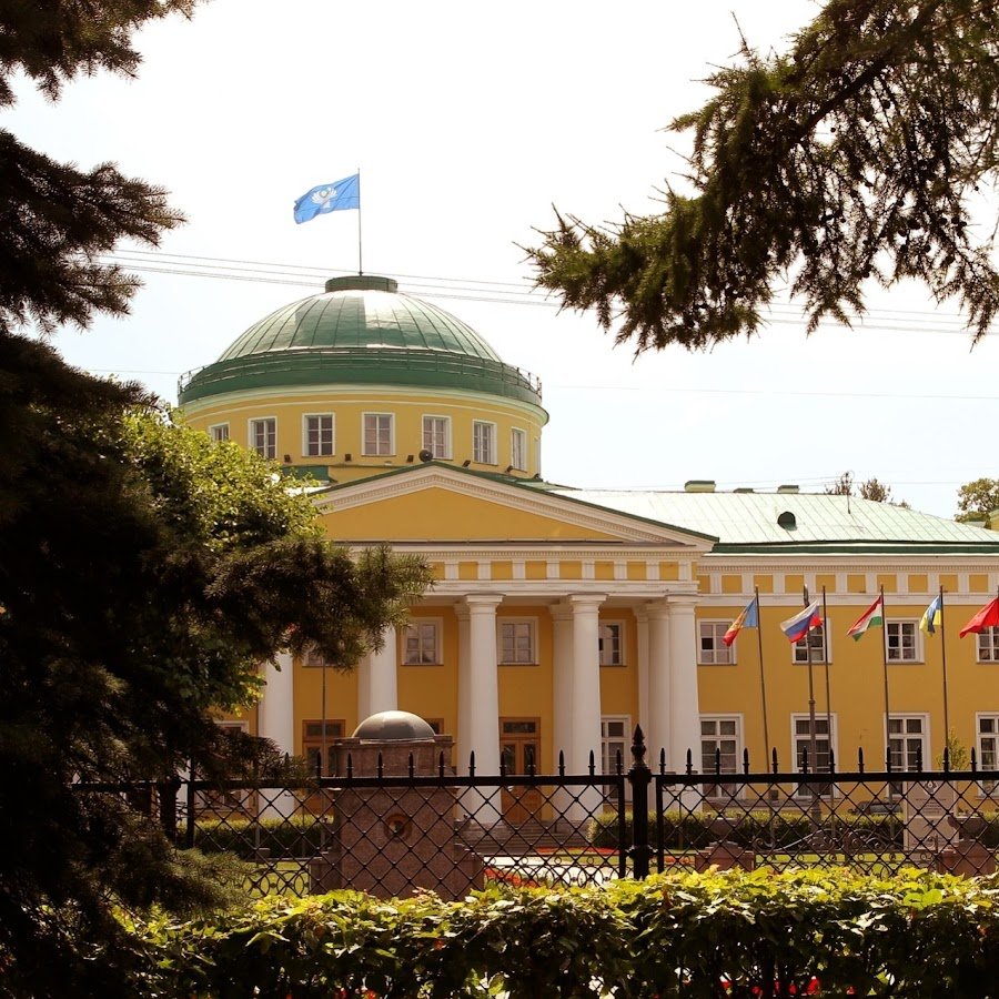 Таврический дворец Потемкина в Санкт-Петербурге
