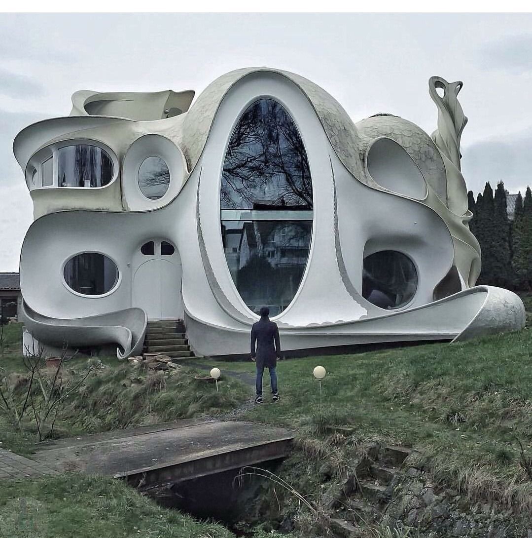 Необычный дом