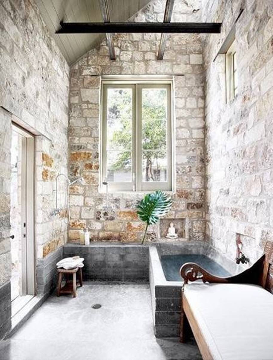 Ванная комната в Каменном стиле