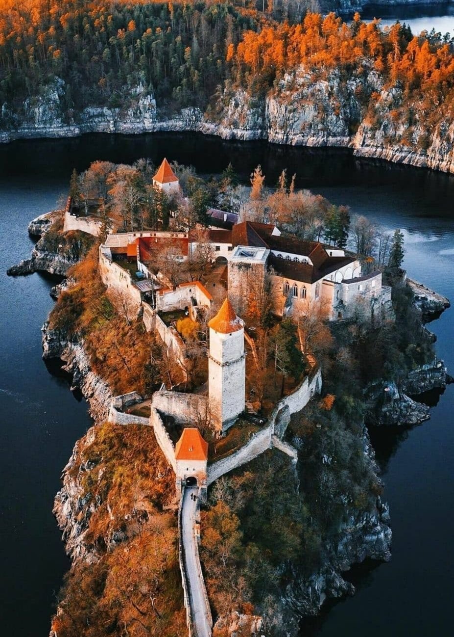 Замок Звиков