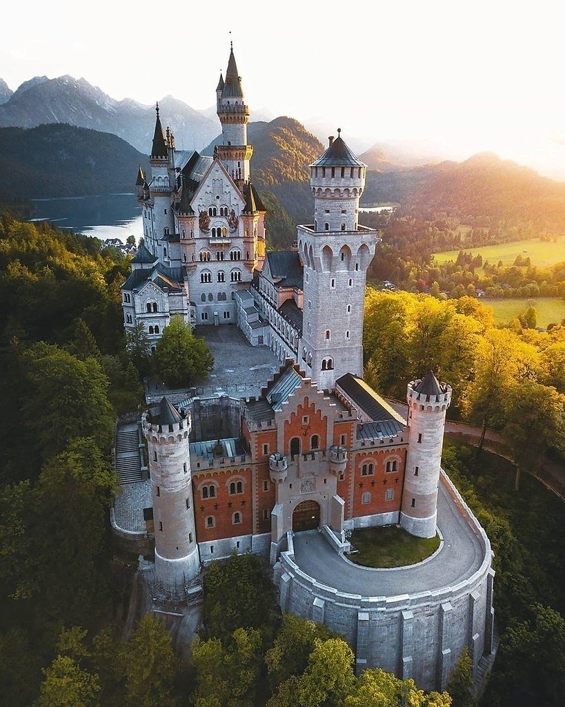 Германия Фюссен замок Нойшванштайн