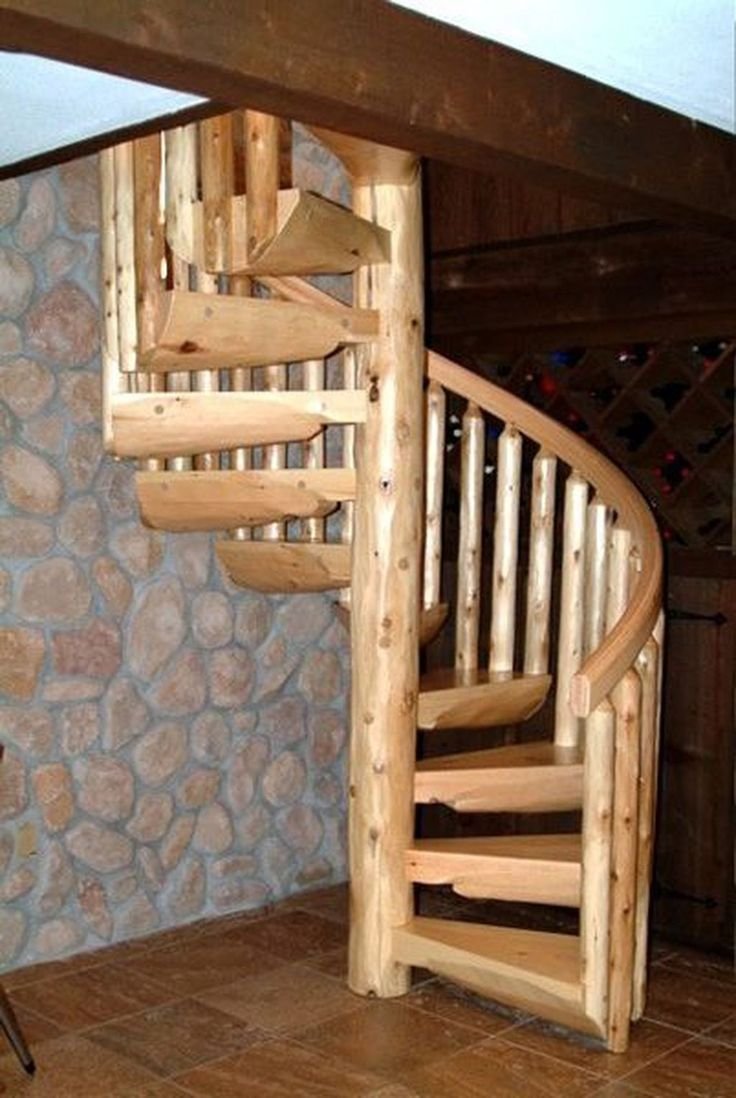 Лестница деревянная полукруглая