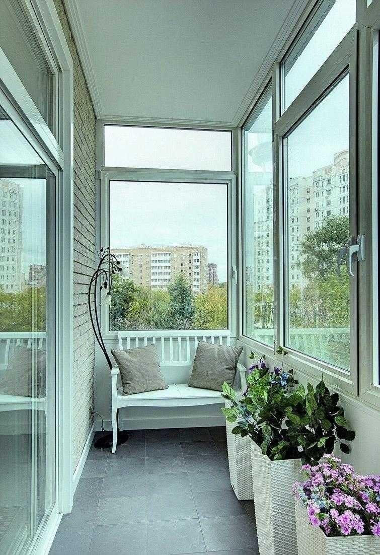 Обустройство балкона с панорамным остеклением