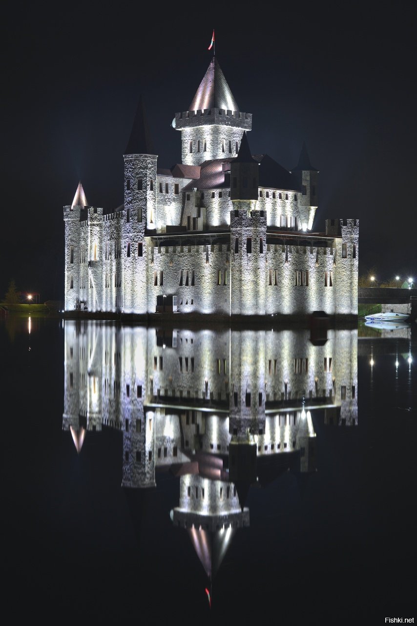 Замок Дракулы Румыния в туман