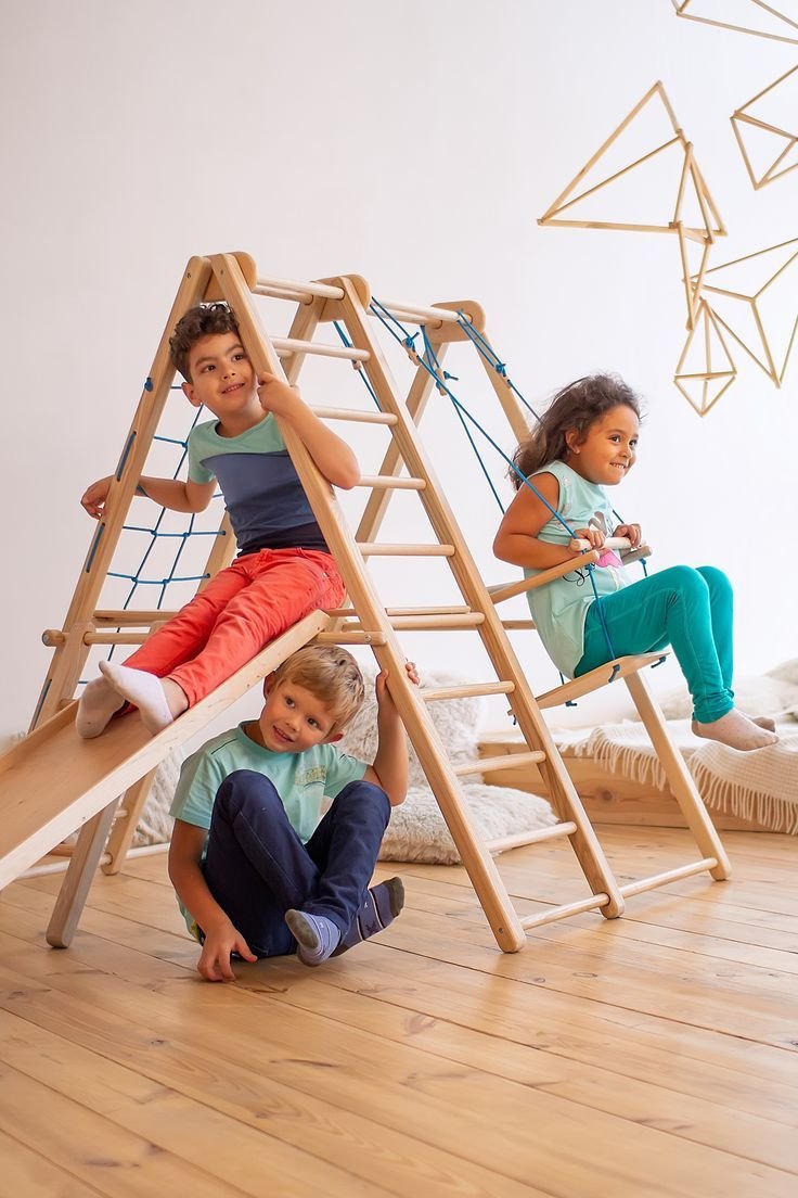 Деревянная лестница для детей