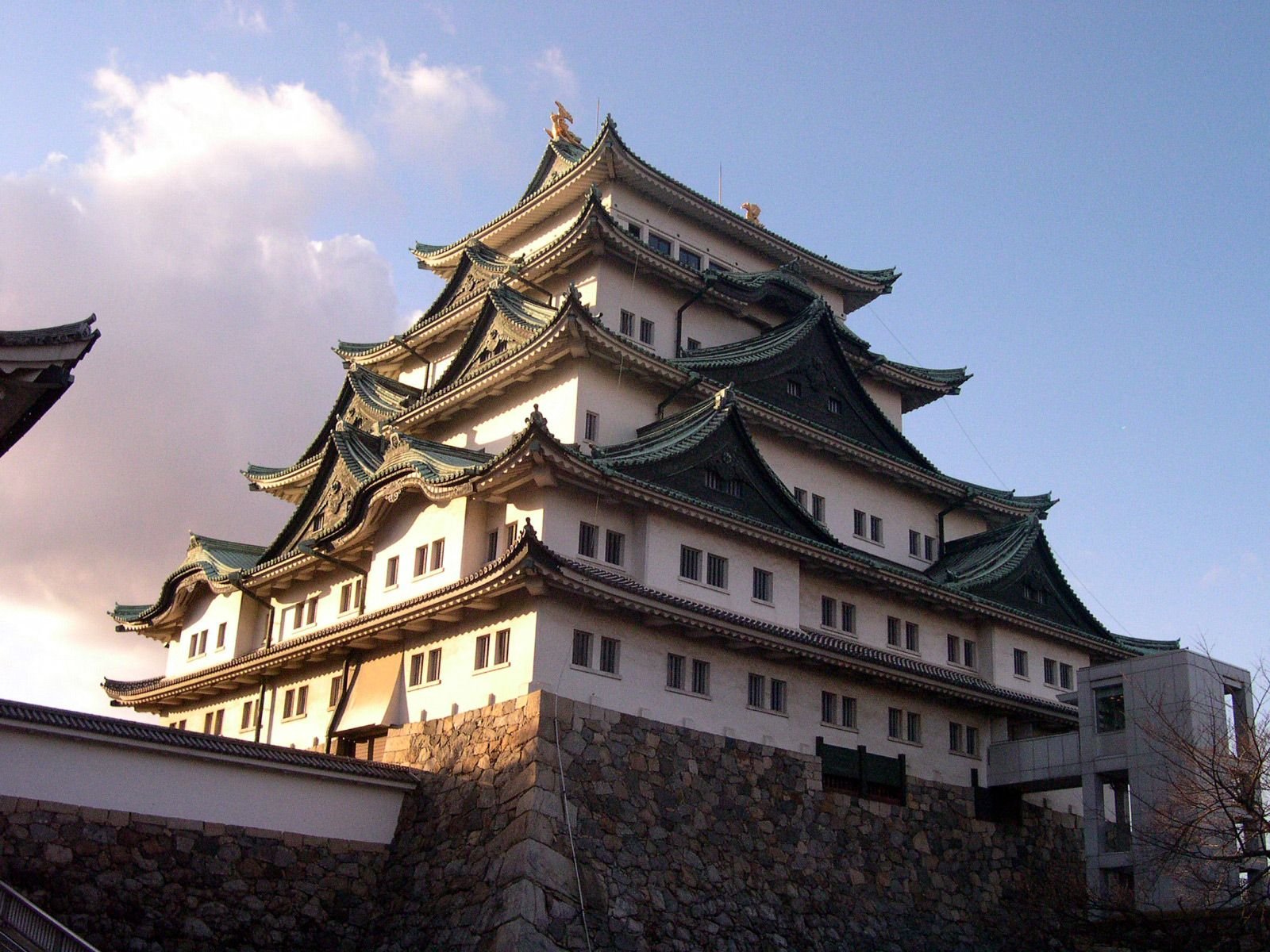 Китайские дома видео. Архитектура Японии Минка. Архитектура Джапаниз. Минка дом в Японии. Японская архитектура (Минка, пагода).
