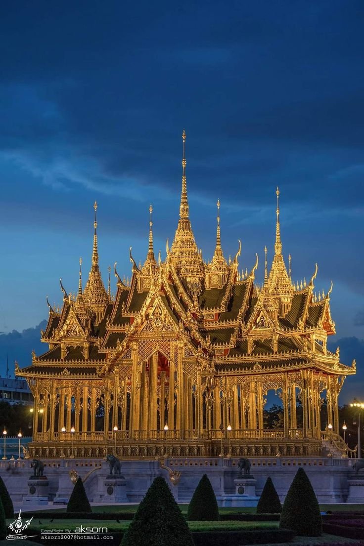 Тайский Королевский дворец внутри