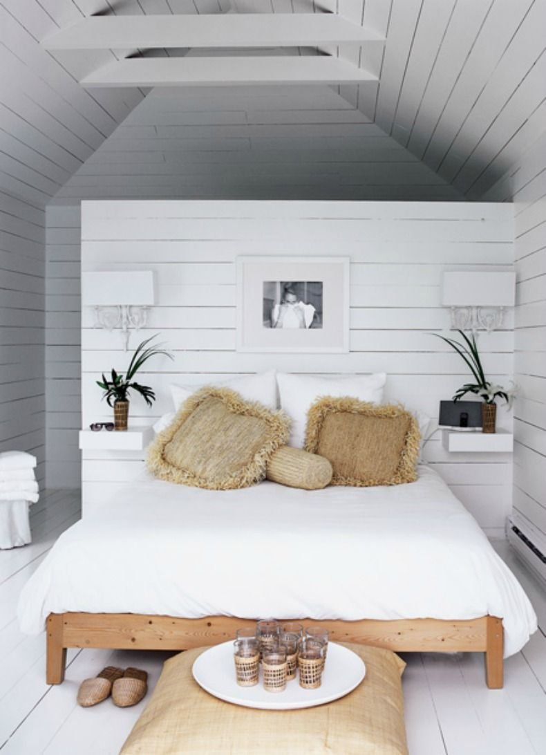 Спальня в скандинавском стиле дерево