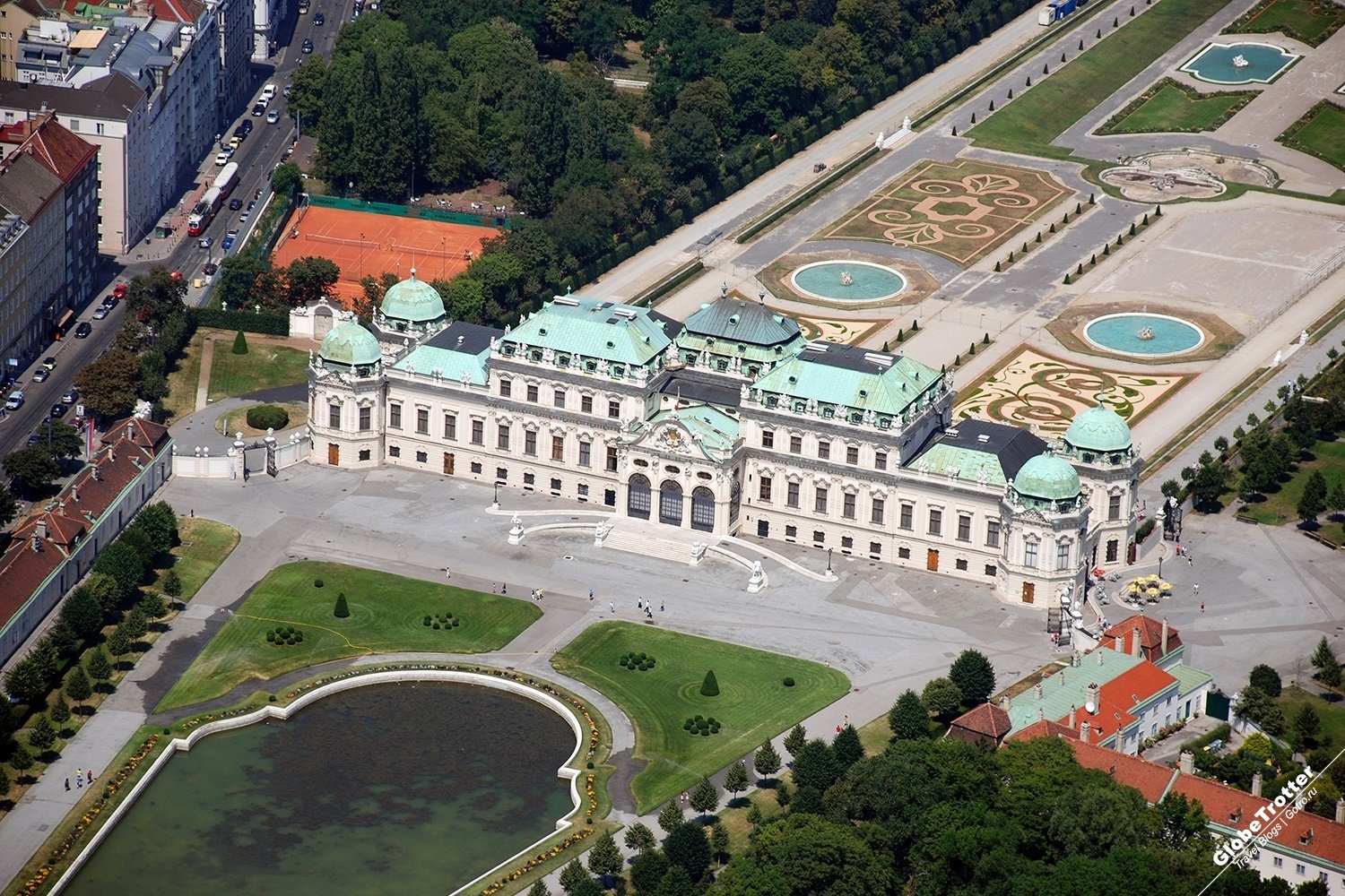 дворец в вене