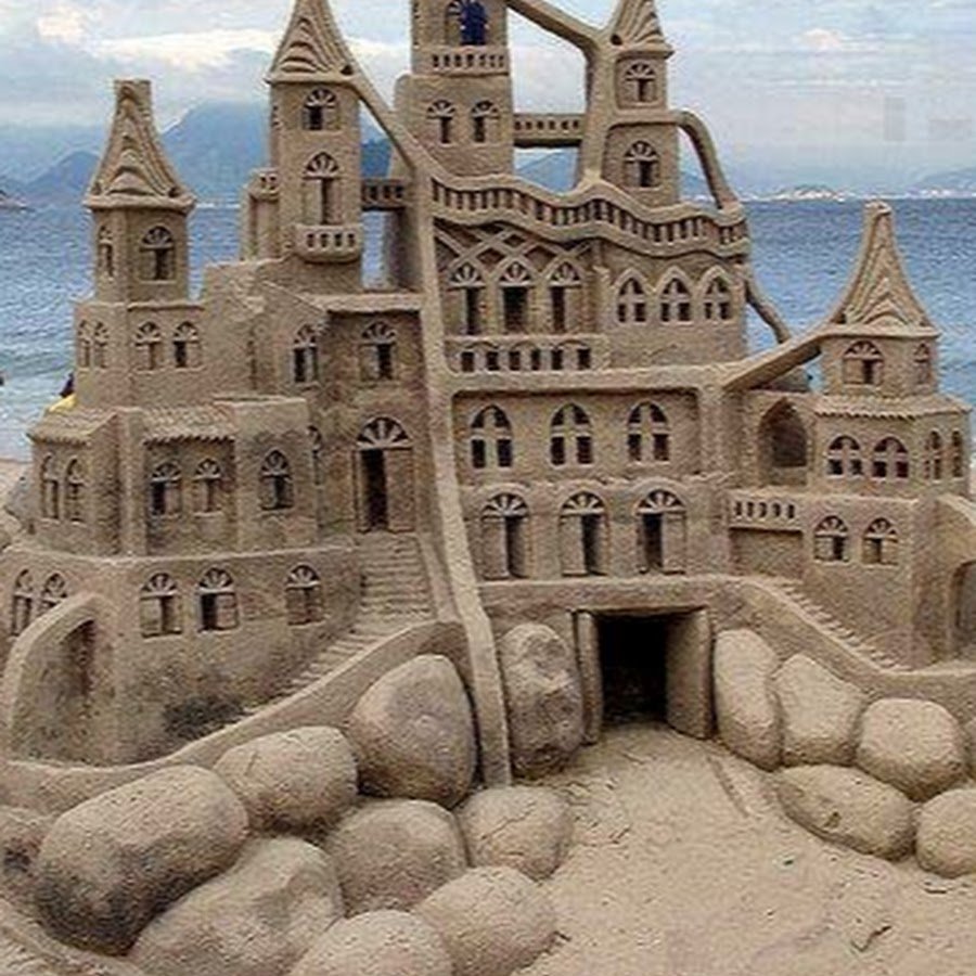 Замок из песка вектор