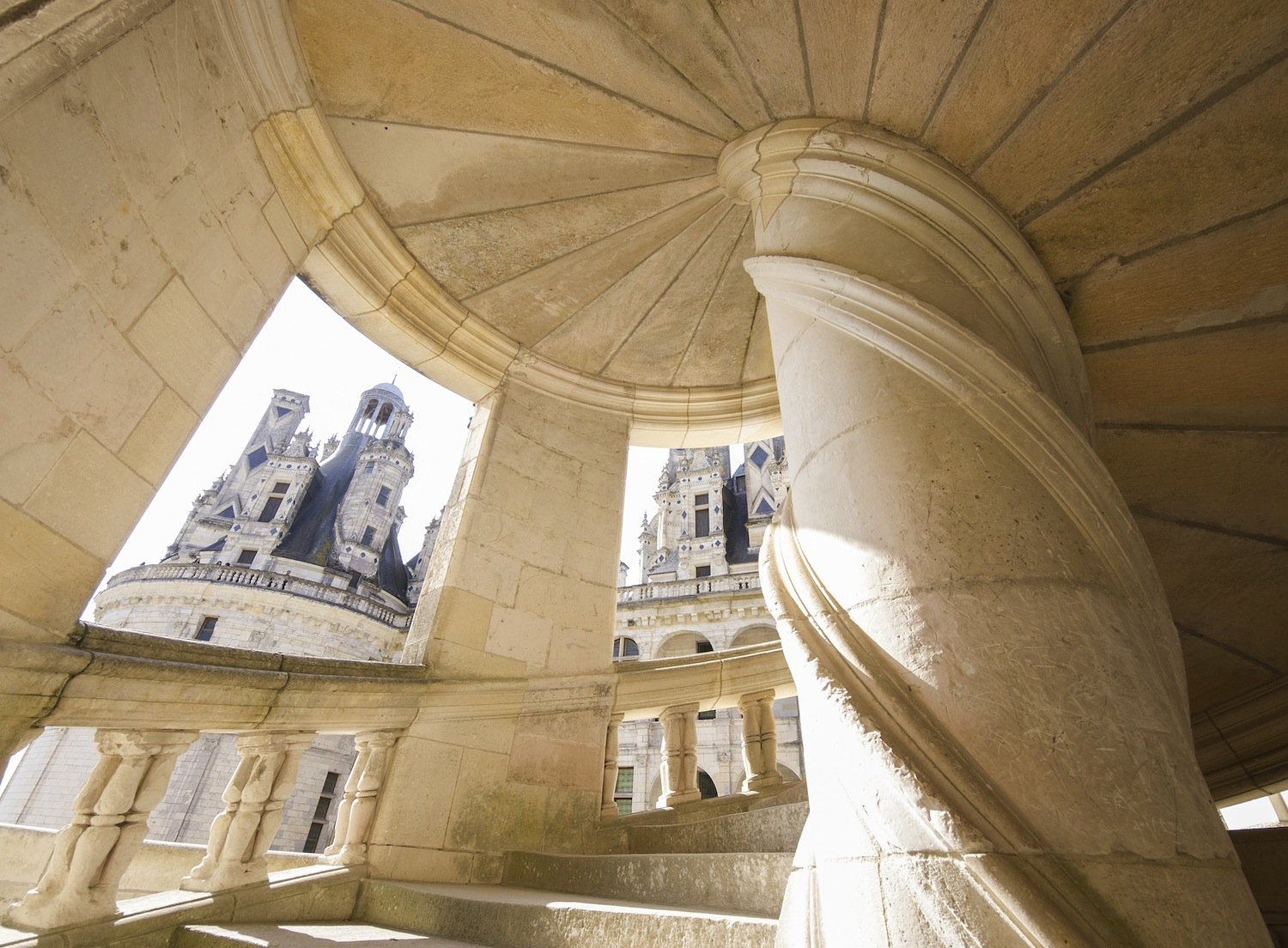 Замок Шамбор Франция лестница