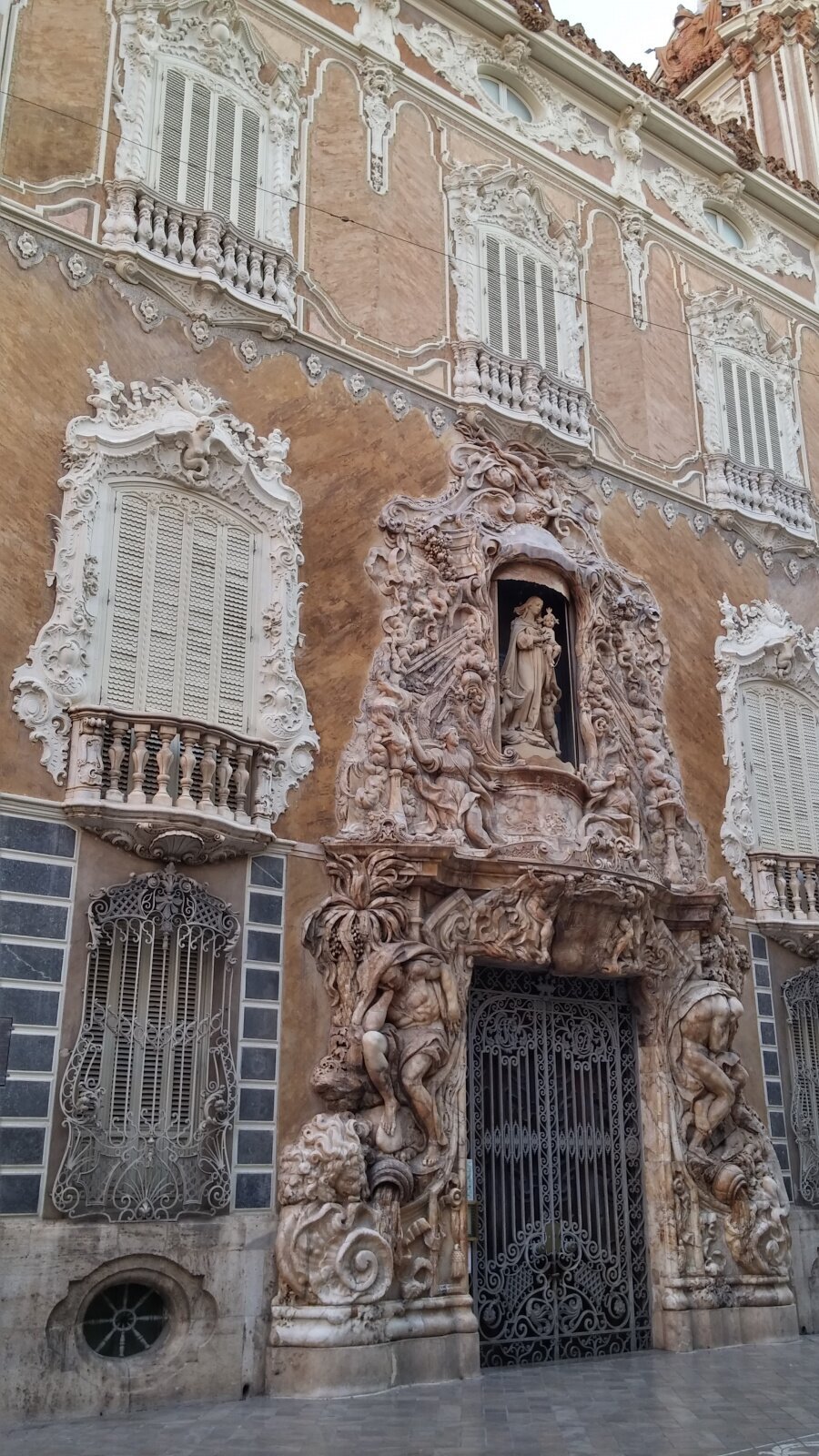 Дворец маркизов дос Агуас. XVII В. Валенсия. Испания