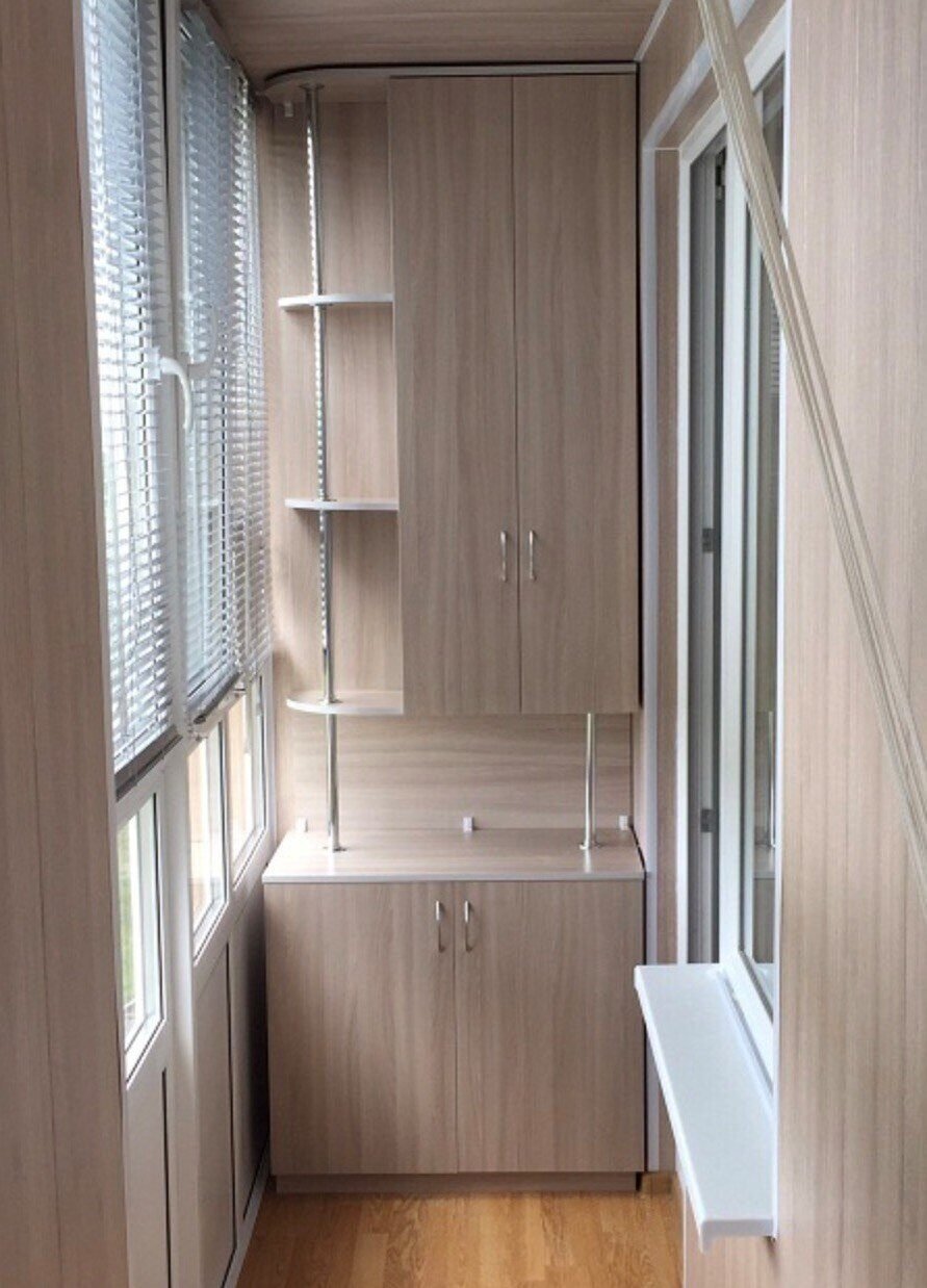 Шкаф на узкий балкон