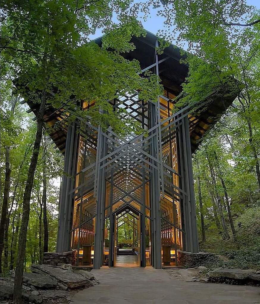 Университет винчестера Winton Chapel / Design engine Architects