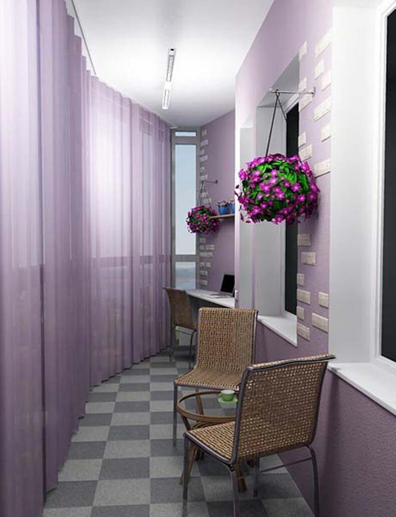 Фиолетовый балкон