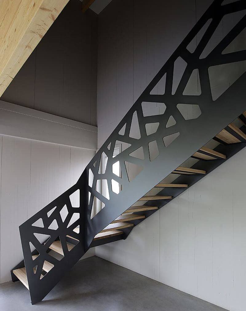 Перила для лестницы из металла в стиле лофт