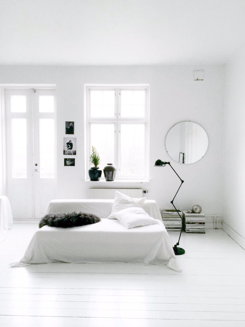 Комната в белом стиле