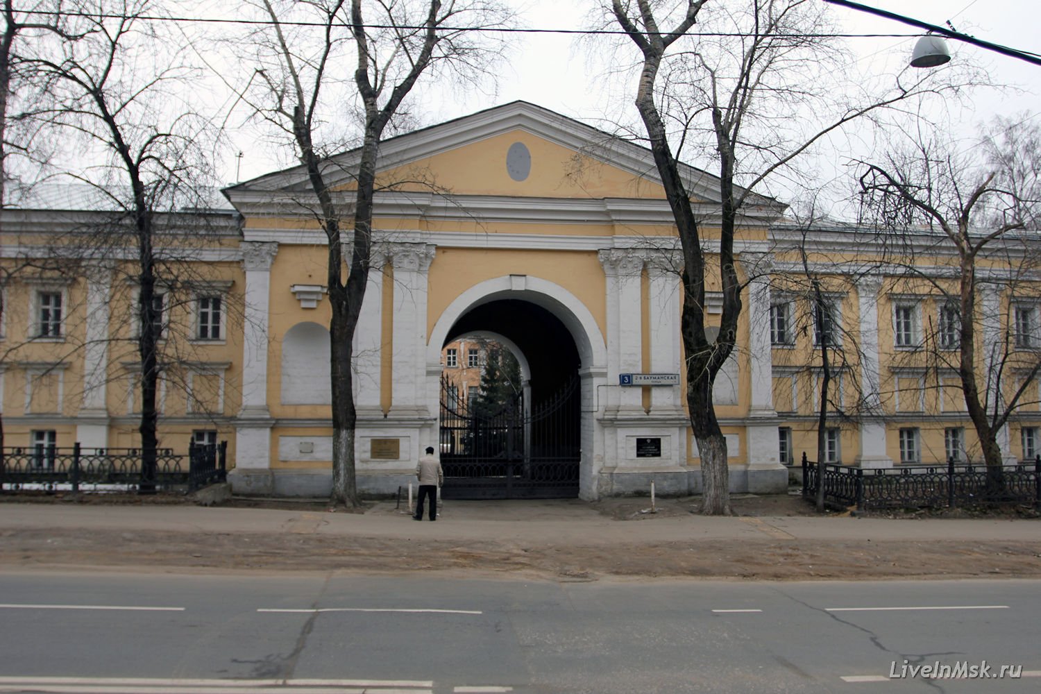 Лефортовский дворец в москве фото