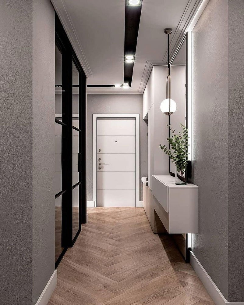 Дизайн длинного коридора в доме