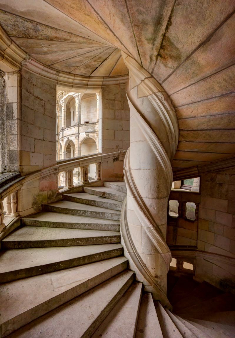 Винтовая лестница Леонардо да Винчи в замке Шамбор