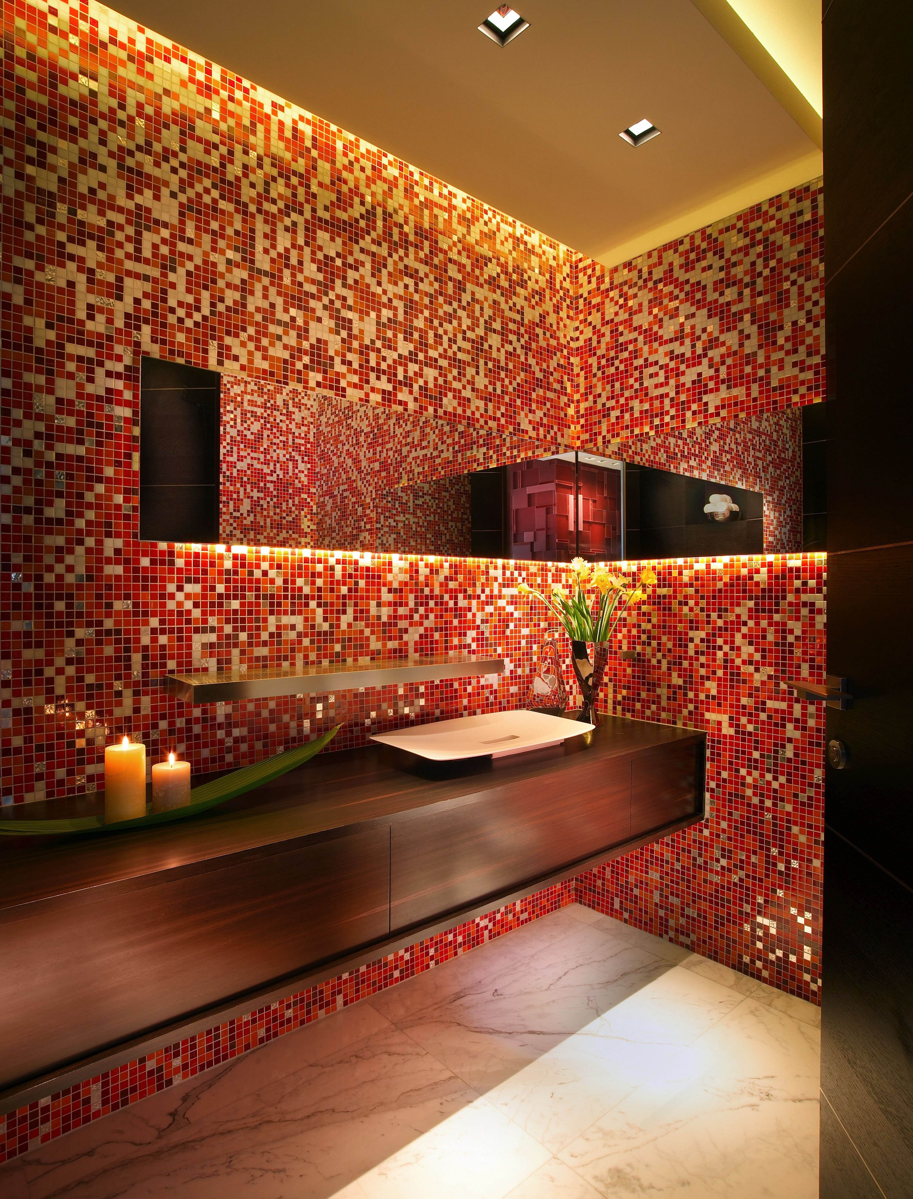 Красивая плитка на стены. Красивая ванная комната. Мозаика в современном интерьере. Ванная с мозаикой. Мозаика в интерьере ванной комнаты.