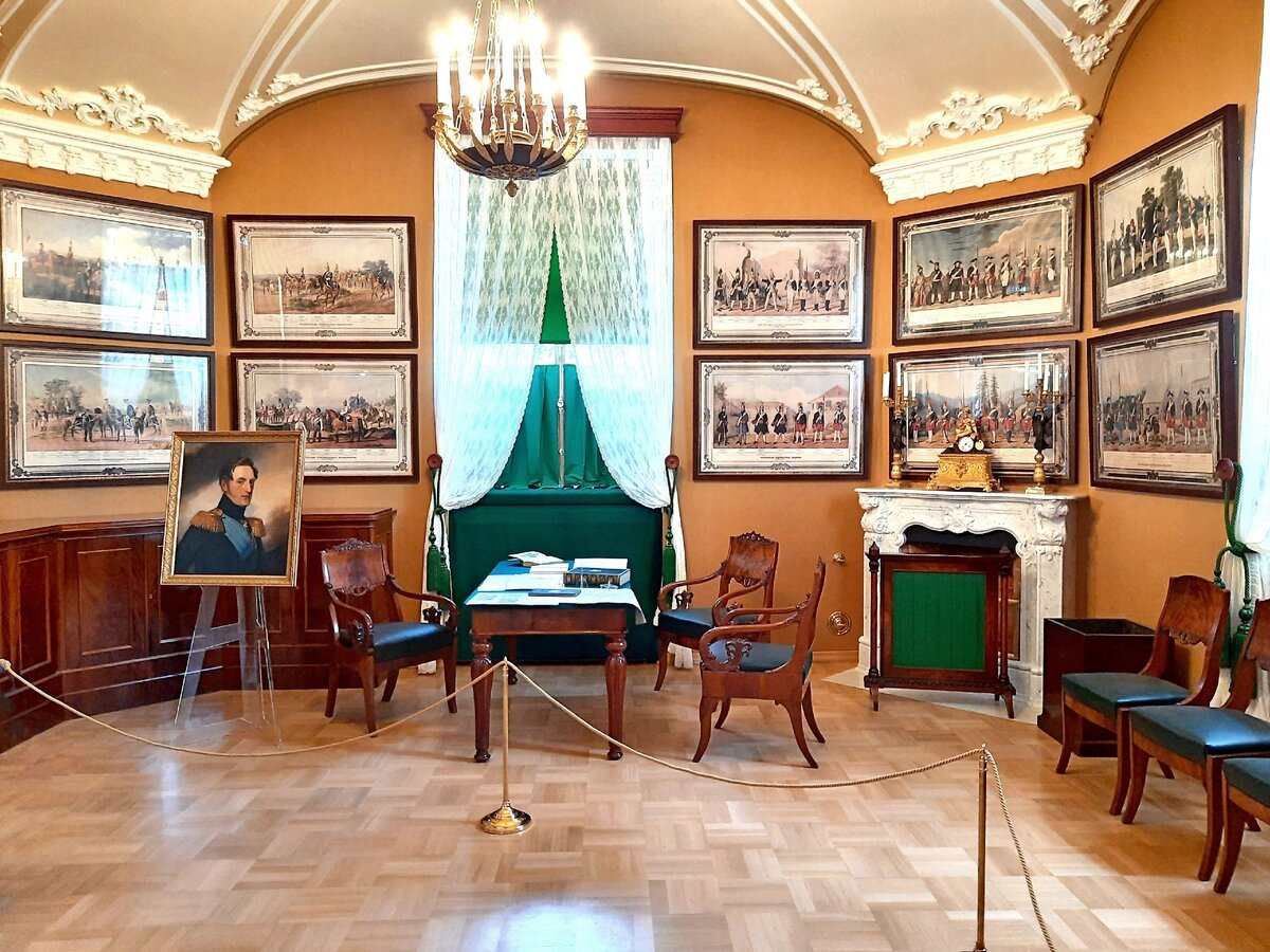 кабинет николая 2 в зимнем дворце