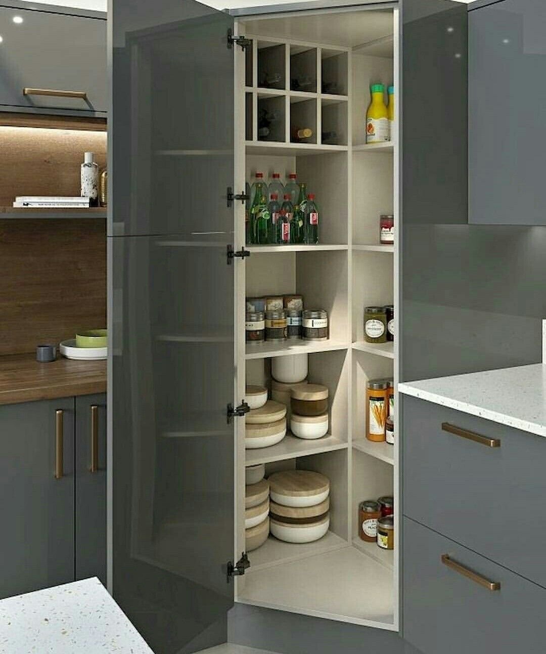 Угловой шкаф на кухню