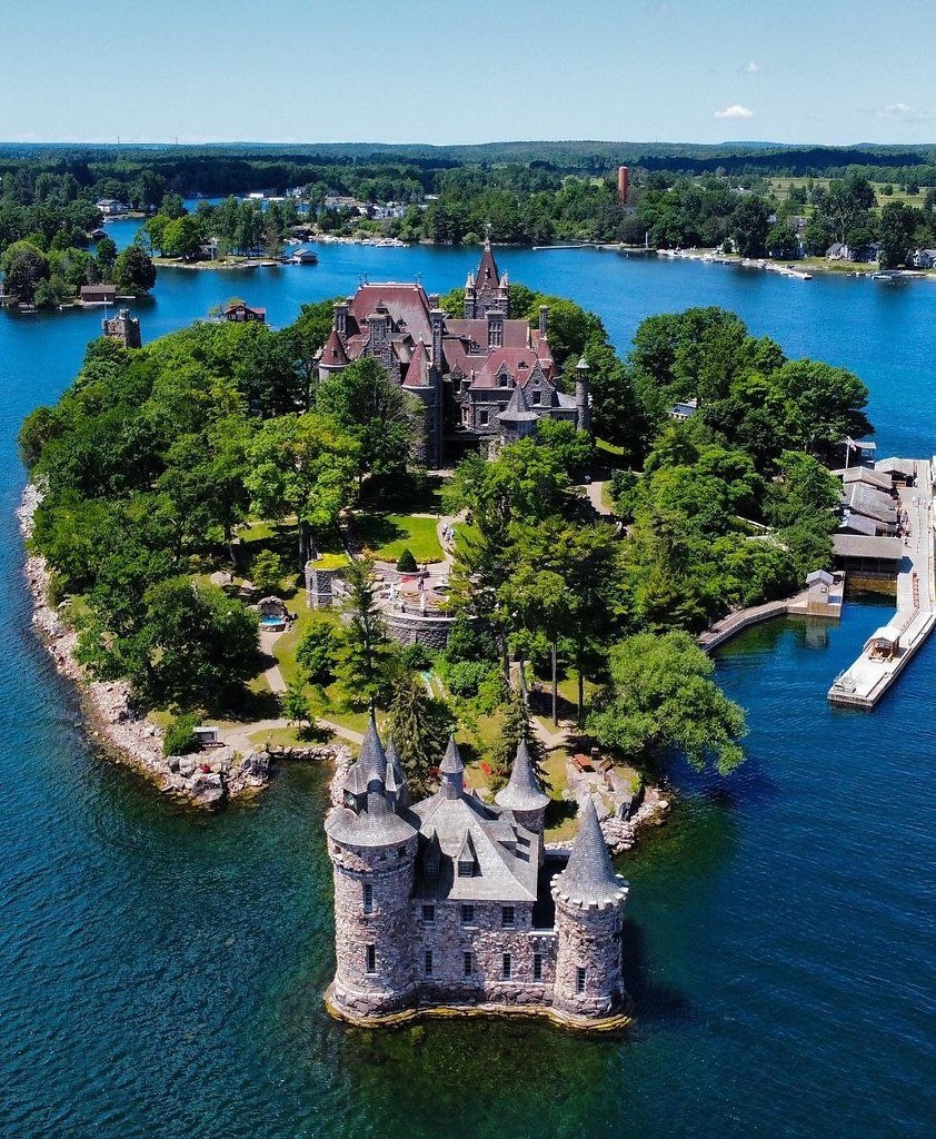 Замок Болдта (Boldt Castle) // тысяча островов (Онтарио)