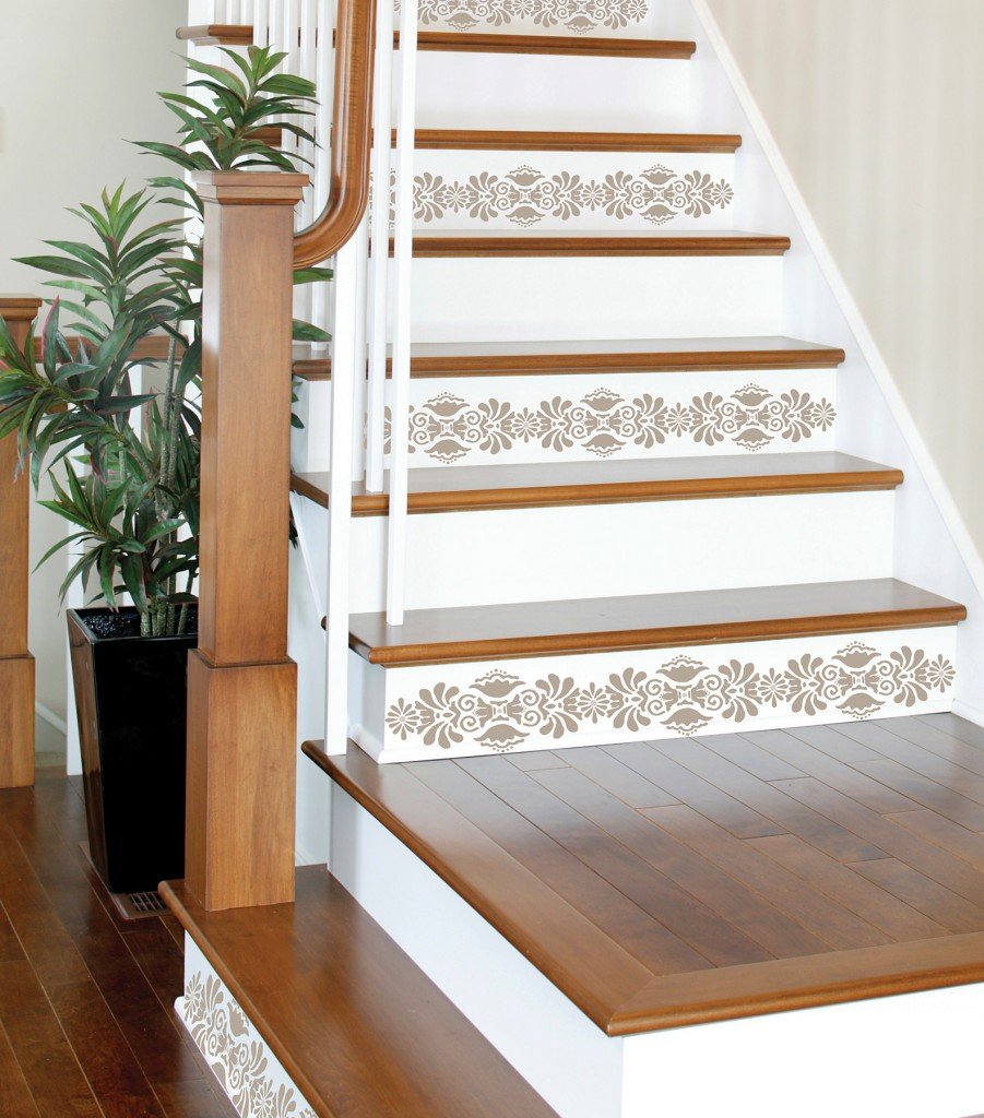 Декорирование деревянной лестницы