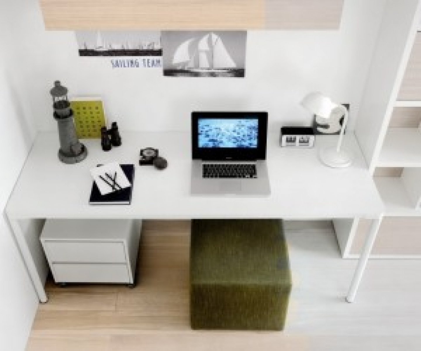 стол для компьютера в спальню в современном стиле